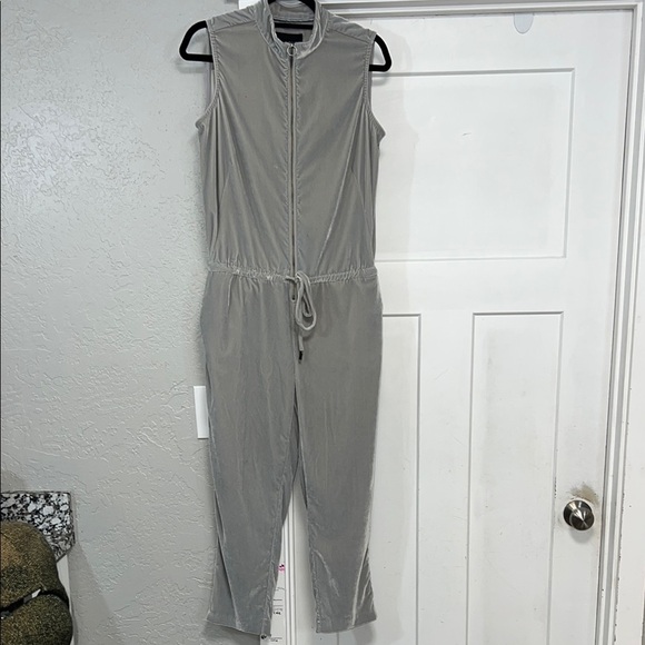WILDFANG THE EMPOWER VELVET JUMPSUIT SMALL - Picture 2 of 14